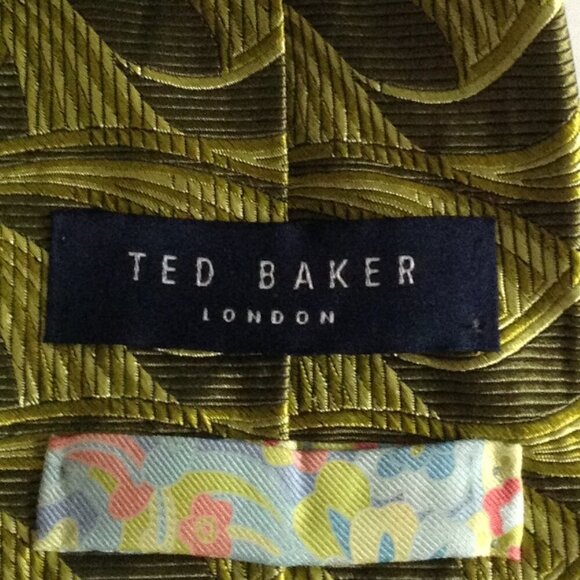 Ted Baker London Necktie 100% Silk Green Tie Men's Accessories - Picture 3 of 5